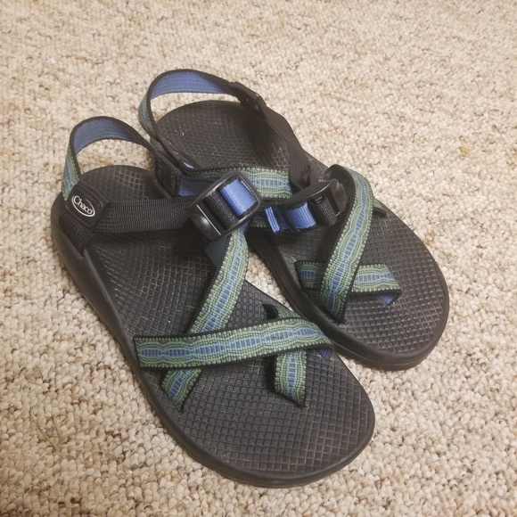 Chaco Shoes - Chacos Z2 toe strap